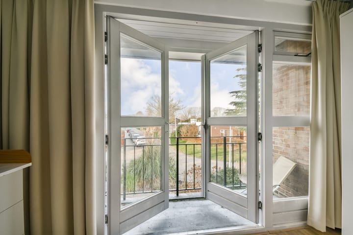 Photo 24 of Molenweg 12