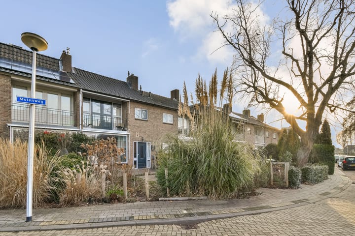 Photo 1 of Molenweg 12