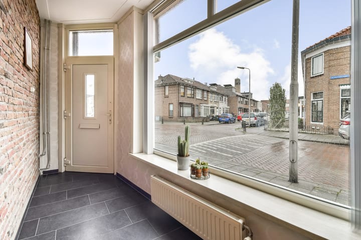 Foto 8 van De Lumeystraat 16