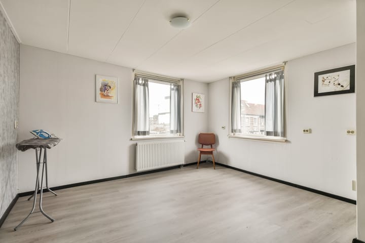 Foto 17 van De Lumeystraat 16