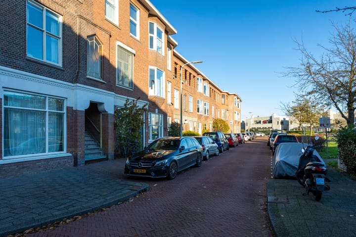 Foto 42 van Irisplein 14