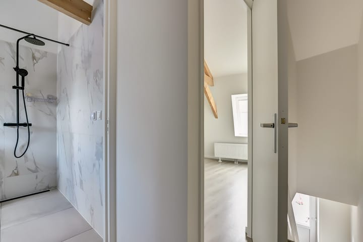 Foto 17 van Torenstraat 16-B