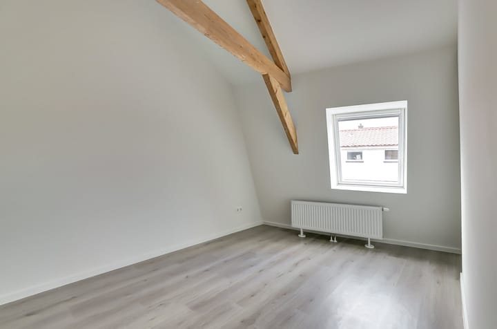 Foto 18 van Torenstraat 16-B