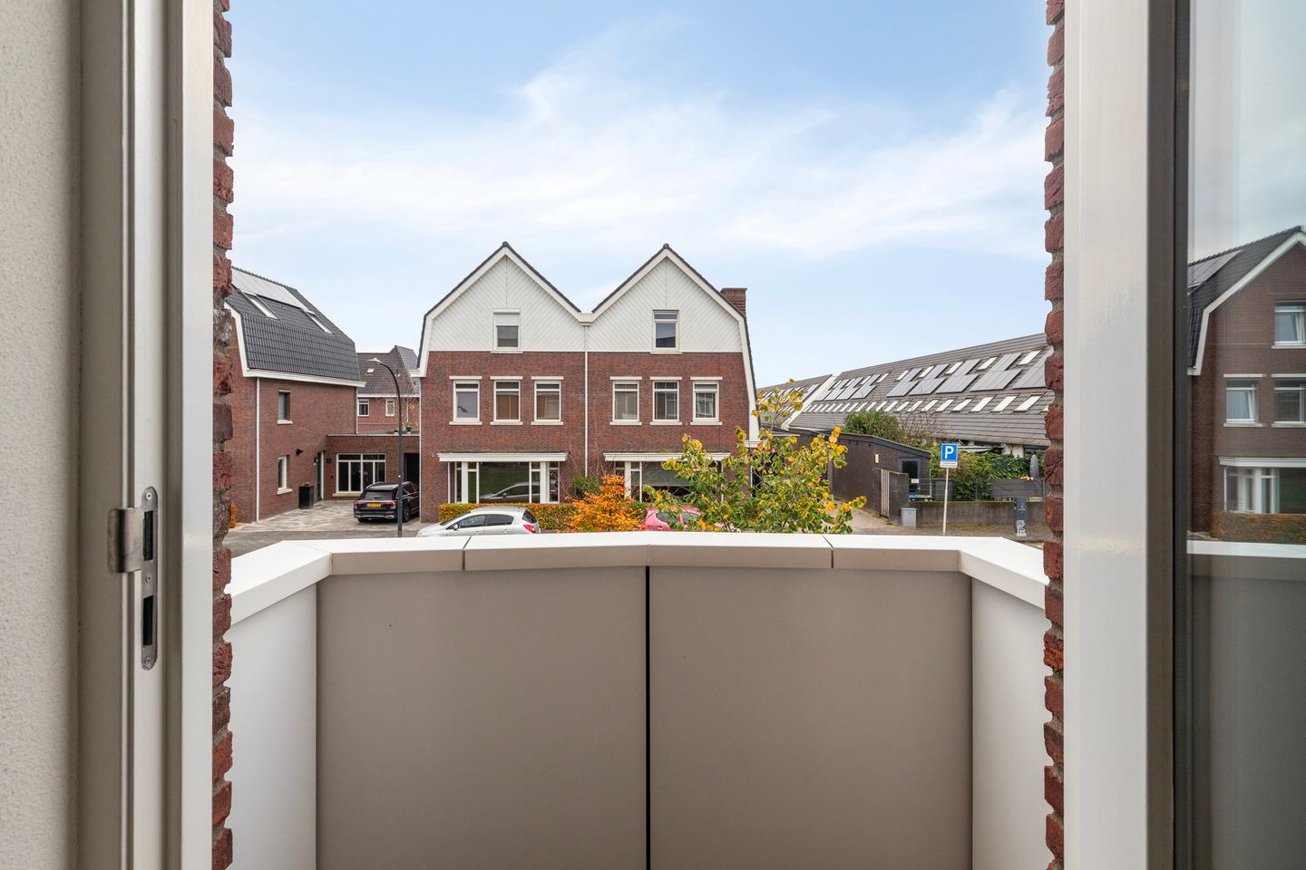 Photo 25 of Veenendaalstraat 151