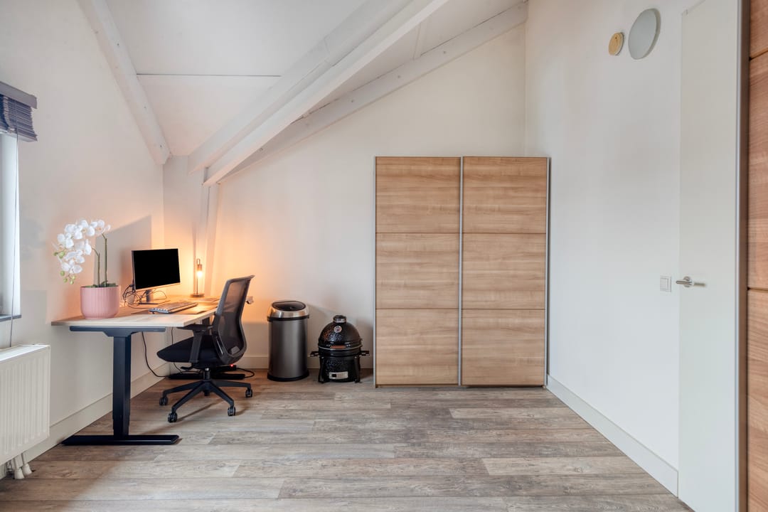 Photo 37 of Veenendaalstraat 151