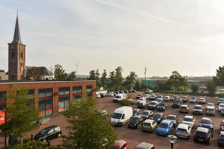 Foto 20 van Burgemeester Haitsmaplein 21