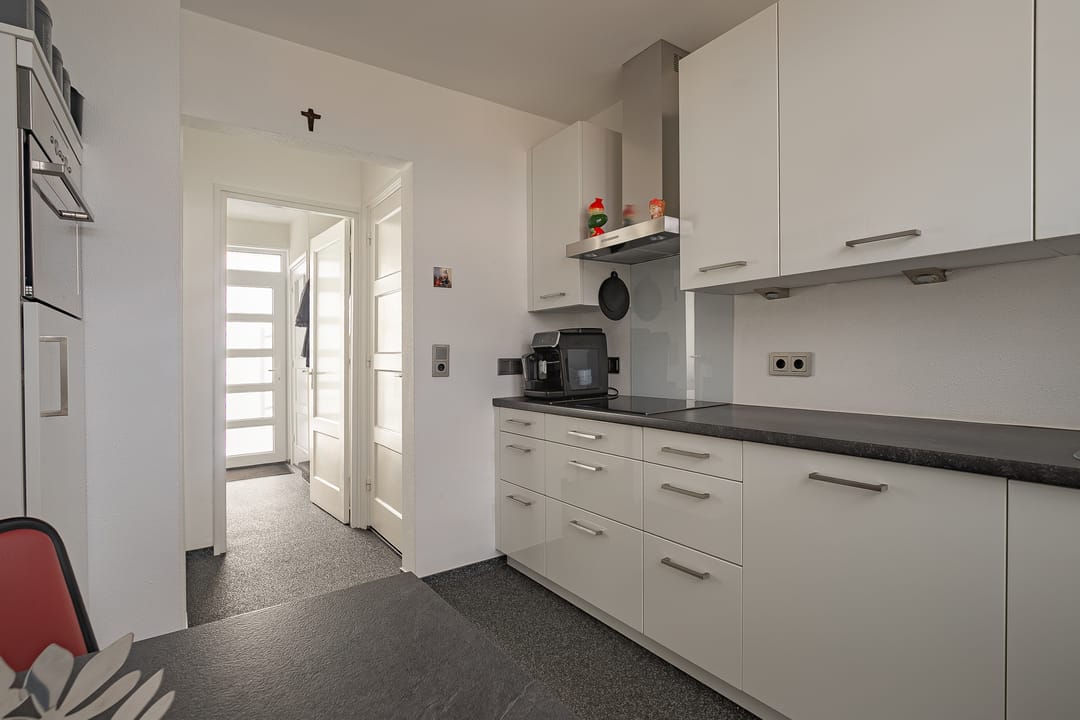 Photo 7 of Vasstraat 43