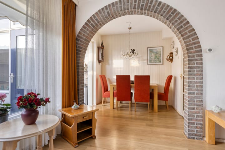 Photo 6 of Handwerkerszijde 51