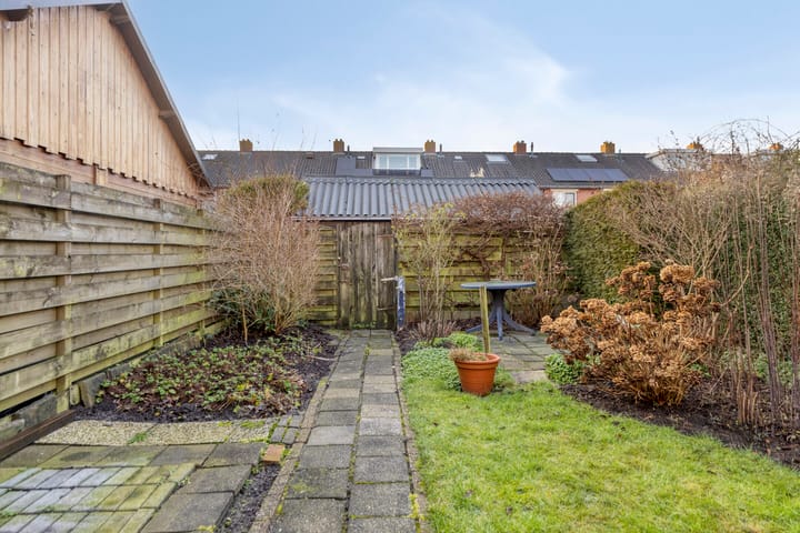 Photo 24 of Handwerkerszijde 51