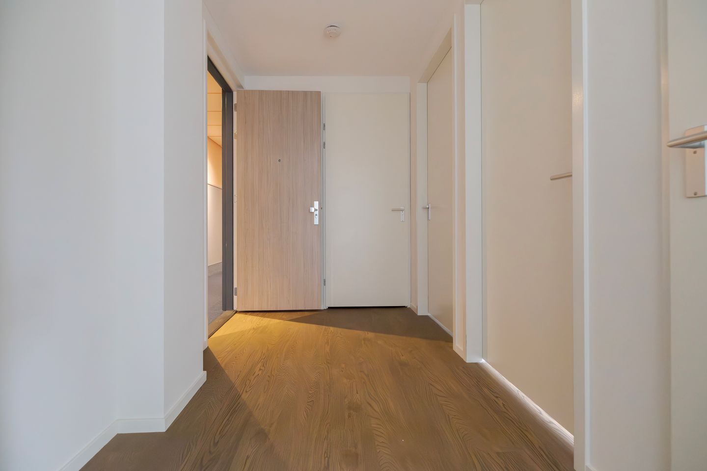 Photo 10 of Eusebiusbuitensingel 20-12