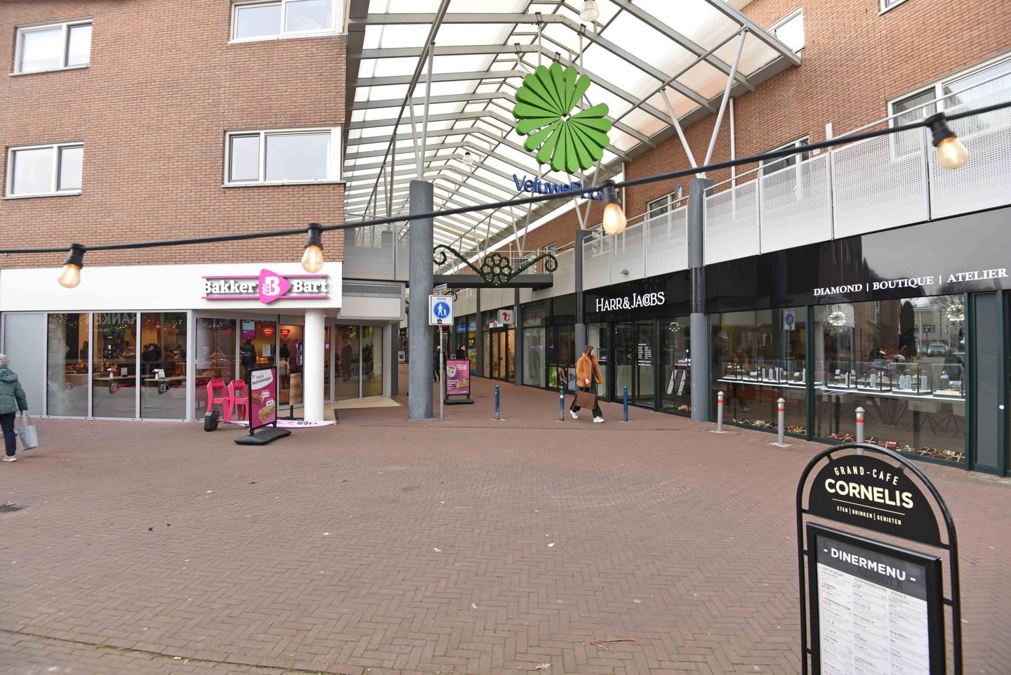 View photo 3 of Sternpassage 15-A