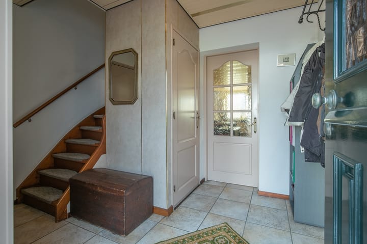 Foto 16 van Waarderweg 2