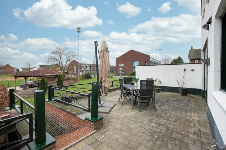 Foto 27 van Waarderweg 2