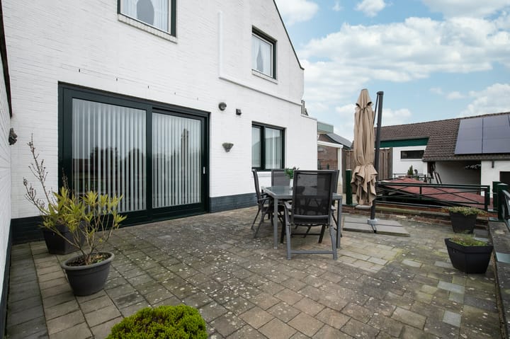 Foto 32 van Waarderweg 2