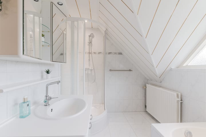 Photo 12 of Schoolstraat 6