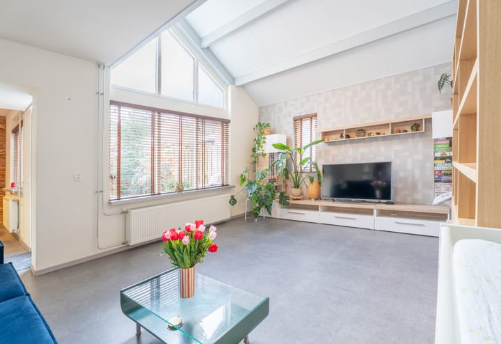 Foto 2 van Esdoornlaan 14