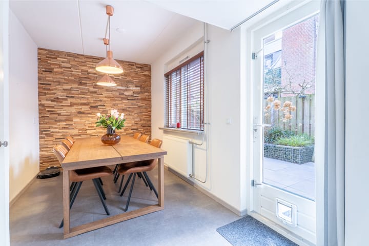 Foto 3 van Esdoornlaan 14