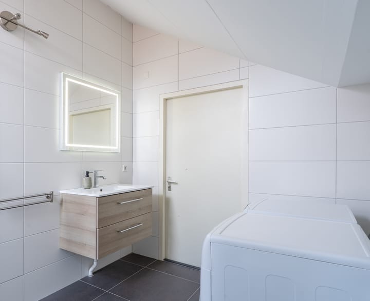 Foto 26 van Esdoornlaan 14