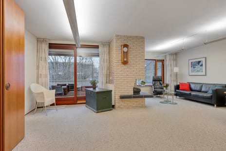 Logger 227 secondary image