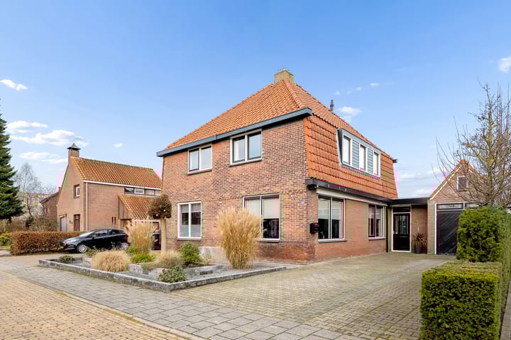 Burgemeester van Heeckerenstraat 4