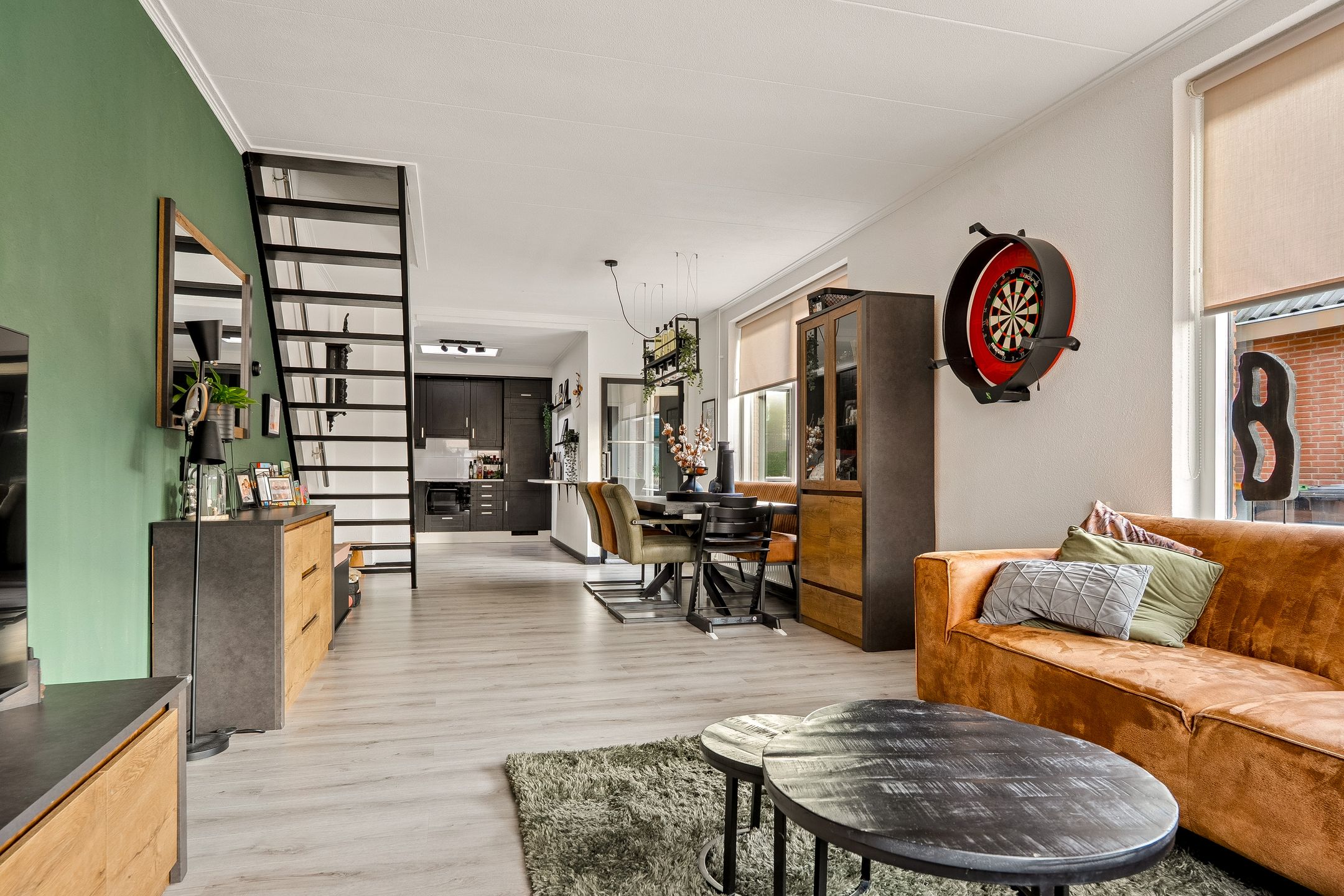 Foto 15 van Burgemeester van Heeckerenstraat 4