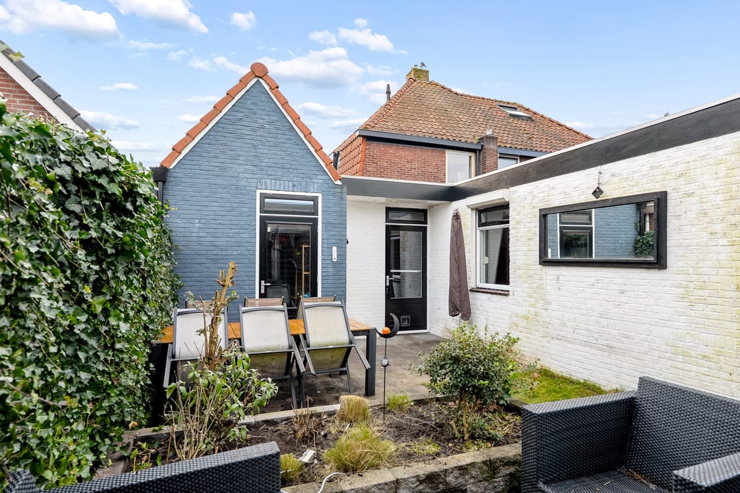 Foto 43 van Burgemeester van Heeckerenstraat 4