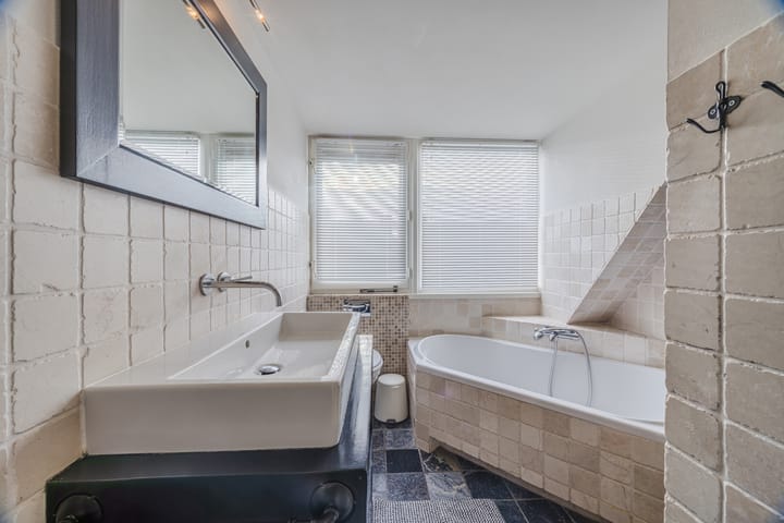 Foto 31 van Den Dries 4