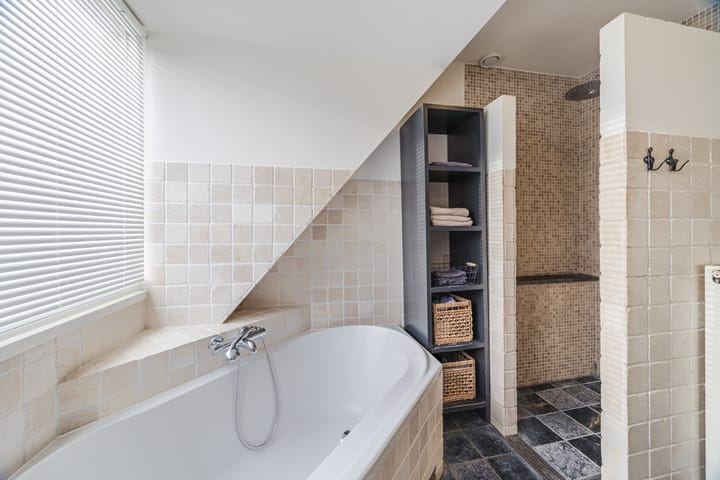 Foto 32 van Den Dries 4