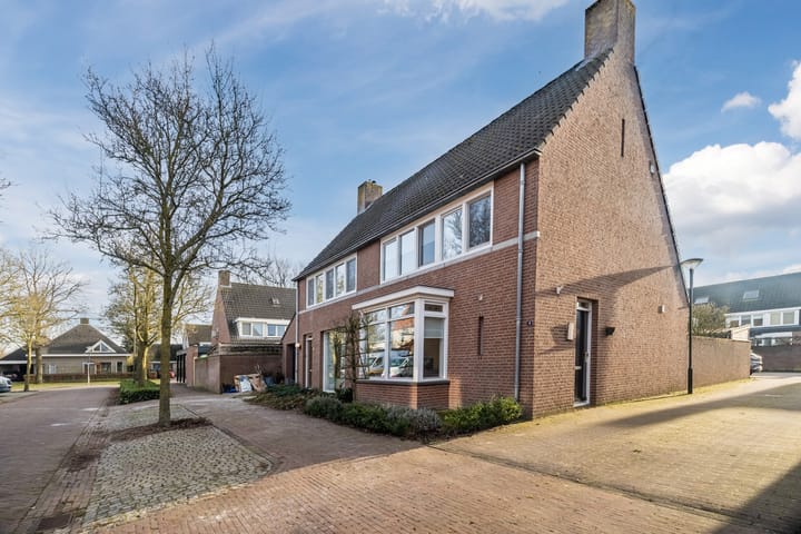 Foto 49 van Den Dries 4