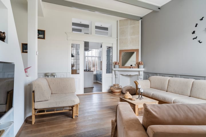 Photo 6 of Burgemeester Albertsstraat 18