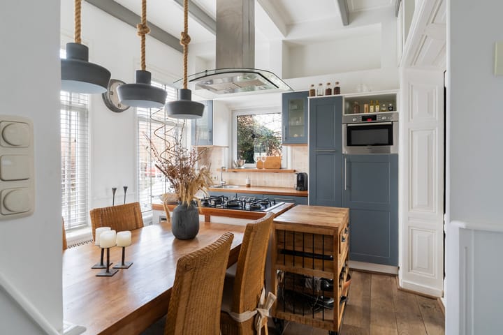 Photo 12 of Burgemeester Albertsstraat 18