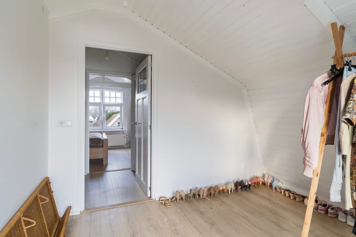 Photo 19 of Burgemeester Albertsstraat 18