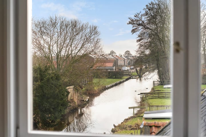 Photo 21 of Burgemeester Albertsstraat 18