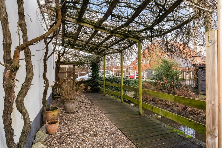 Photo 29 of Burgemeester Albertsstraat 18