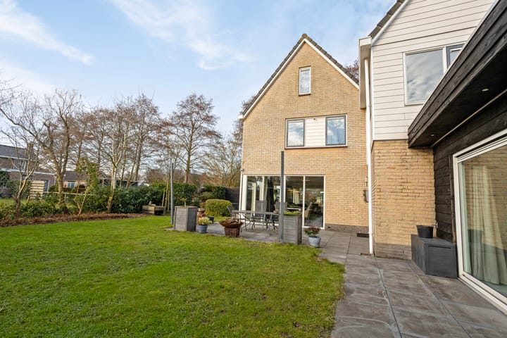 Foto 44 van Weegbree 31