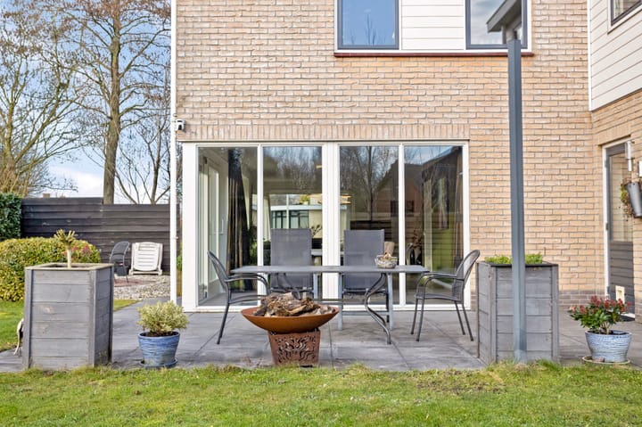 Foto 45 van Weegbree 31