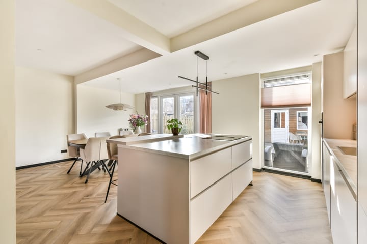 Foto 9 van Paulus Buysstraat 28