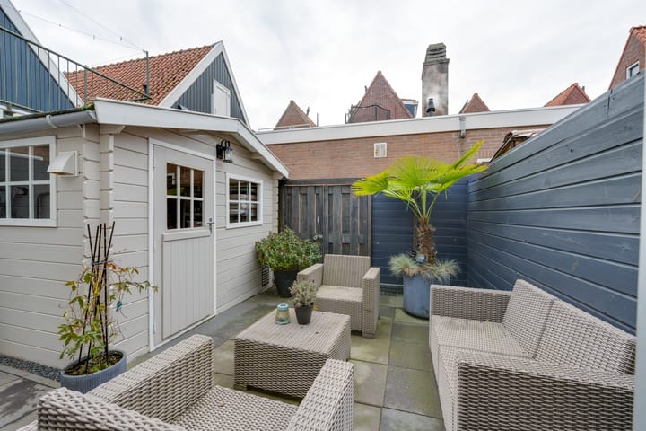 Photo 4 of W J Tuijnstraat 21