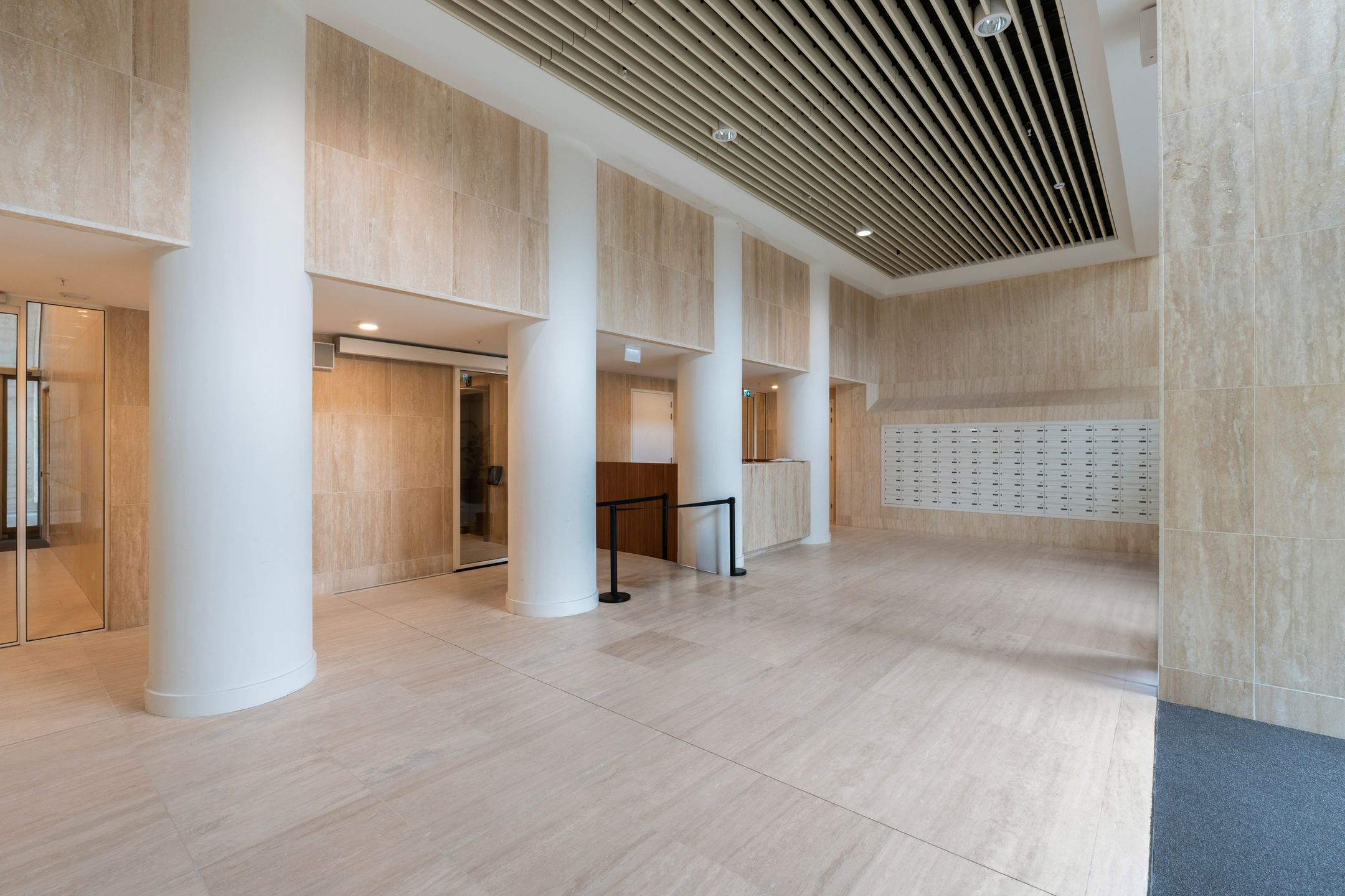 Foto 33 van Baan 44-R