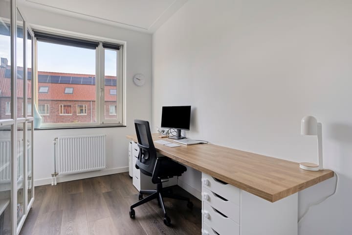 Foto 18 van Adelheidstraat 14