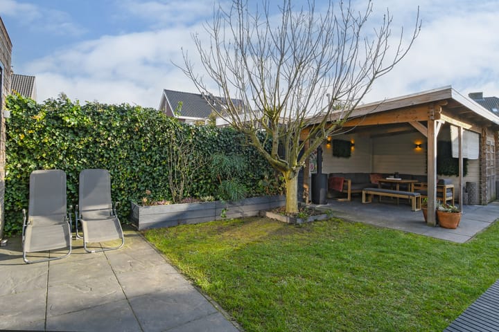 Photo 32 of Korenaar 24