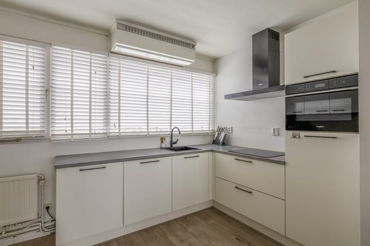 Photo 3 of Weena 1077