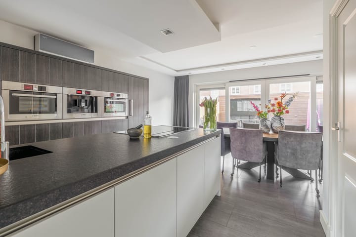 Foto 9 van Deken van Dijkstraat 36