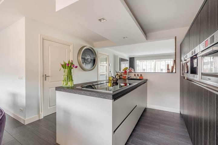 Foto 11 van Deken van Dijkstraat 36