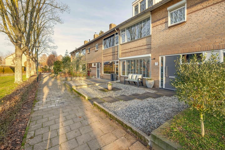 Foto 33 van Deken van Dijkstraat 36