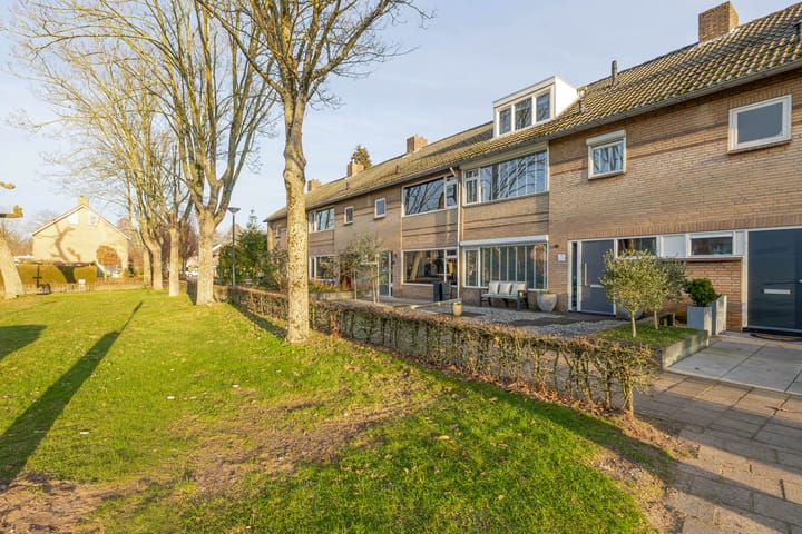 Foto 35 van Deken van Dijkstraat 36