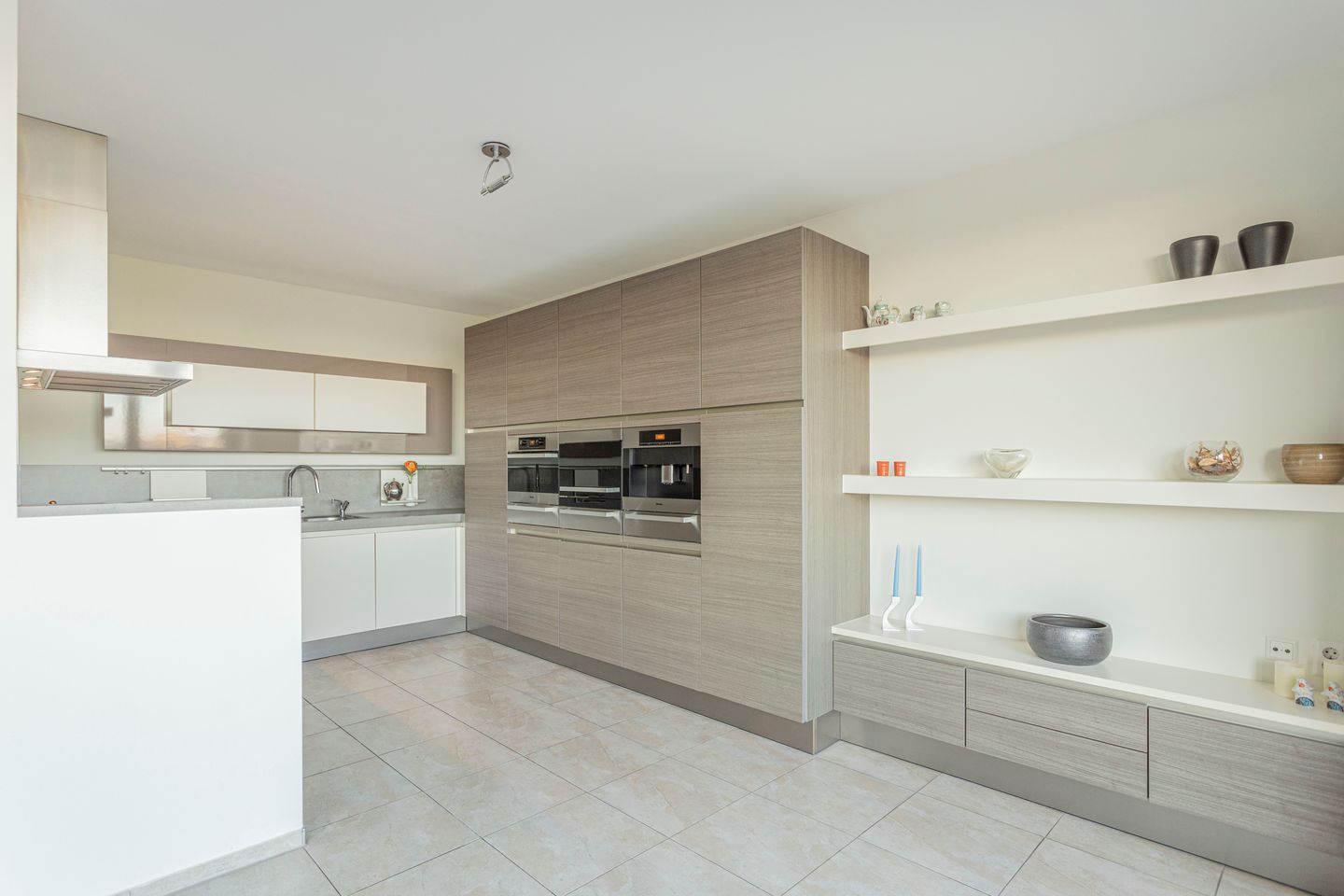 Foto 19 van Annie Romeinstraat 102