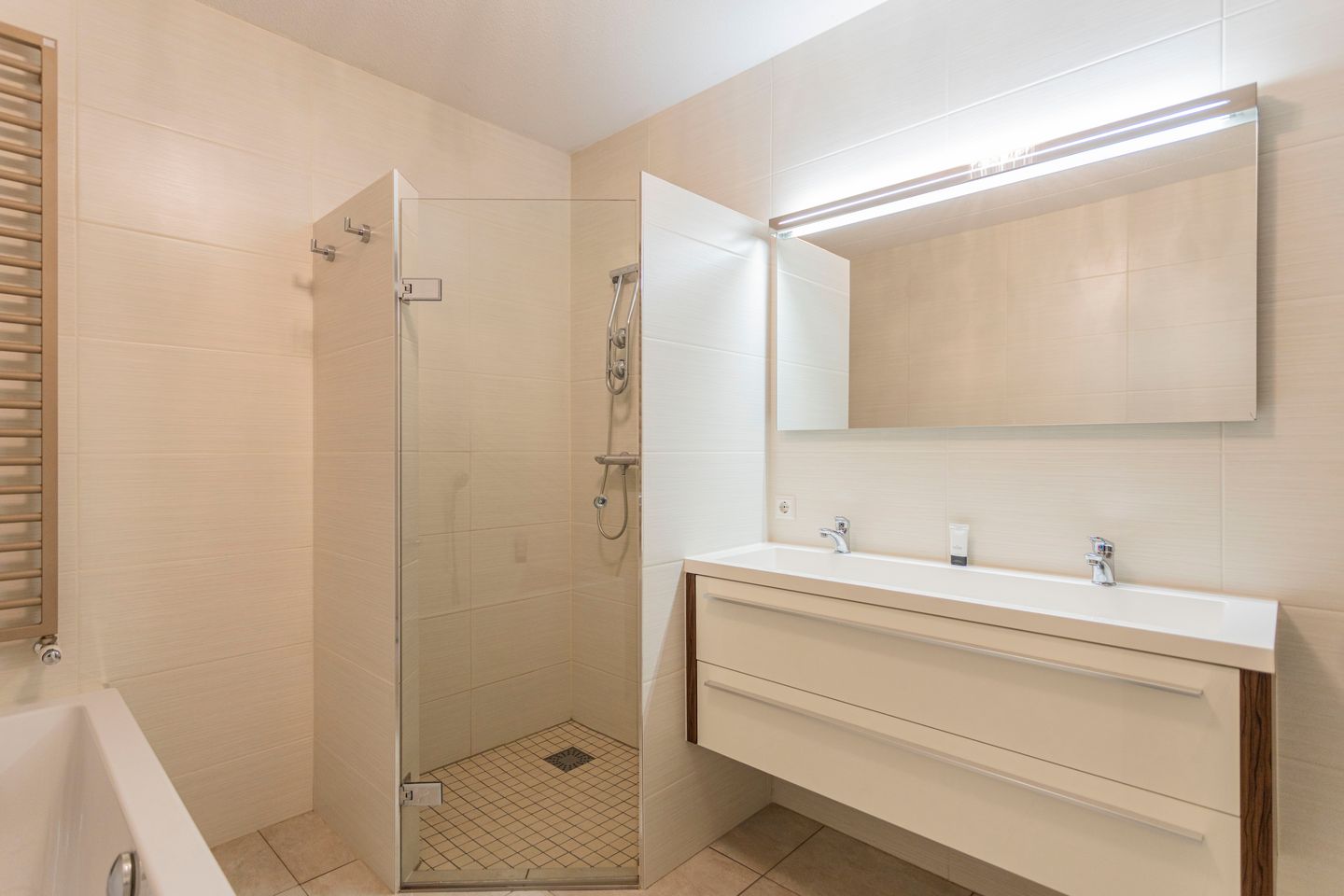 Foto 29 van Annie Romeinstraat 102