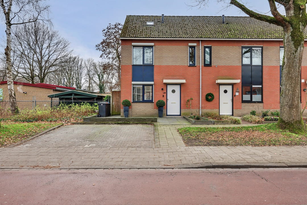 Photo 1 of Ferdinand Bolstraat 14-A