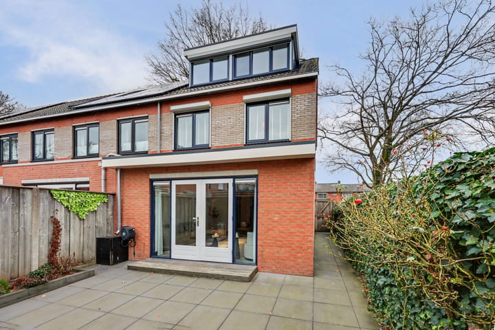Photo 4 of Ferdinand Bolstraat 14-A